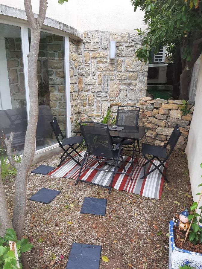 Appartement Climatise Au Calme En Provence ปิแอร์เฟอ-ดู-วา ภายนอก รูปภาพ